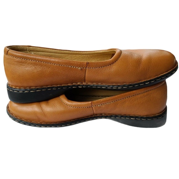Land's End Leather Tan Slip On Flat Shoes Size 8.5 - Picture 1 of 10